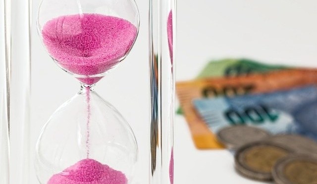 ஒவ்வொரு வருடமும் நீங்கள் உங்களது முதலீட்டை அல்லது சேமிப்பை அதிகரிக்கிறீர்களா ?